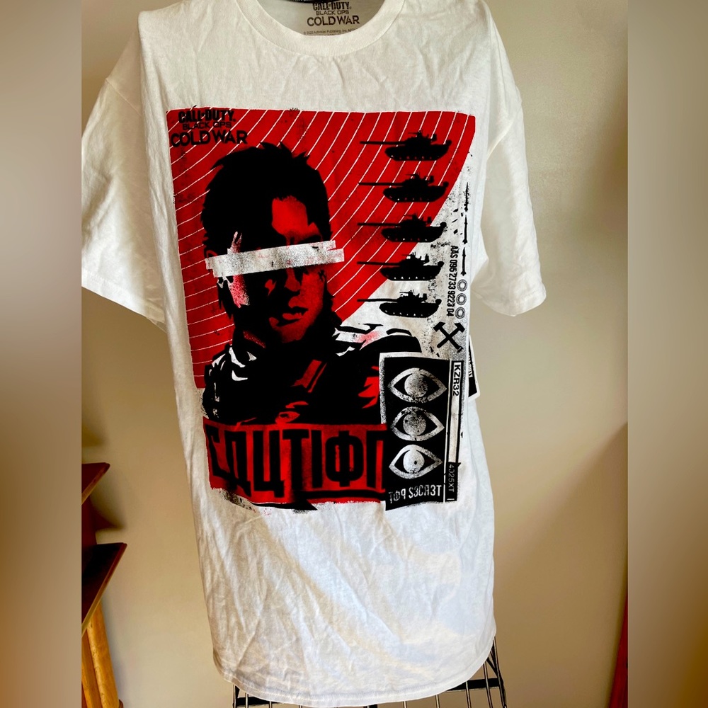 Mens Call Of Duty Black Ops Cold War Shirt White Video Game Gamer Graphic L Logo